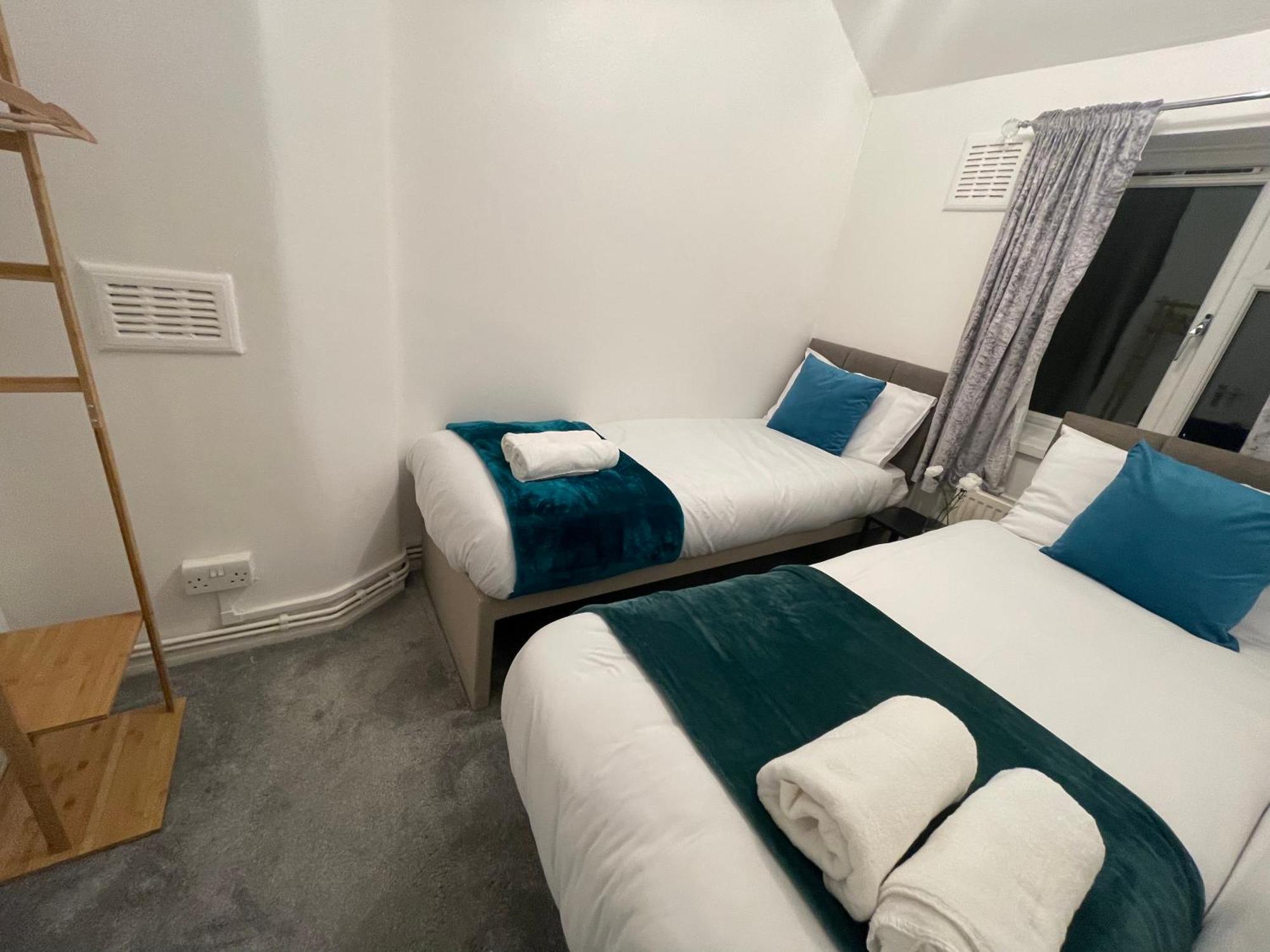 Tooting Lodge London - Cosy 2 Bedroom House With Garden, 5 Mins Walk To Tube Station Esterno foto